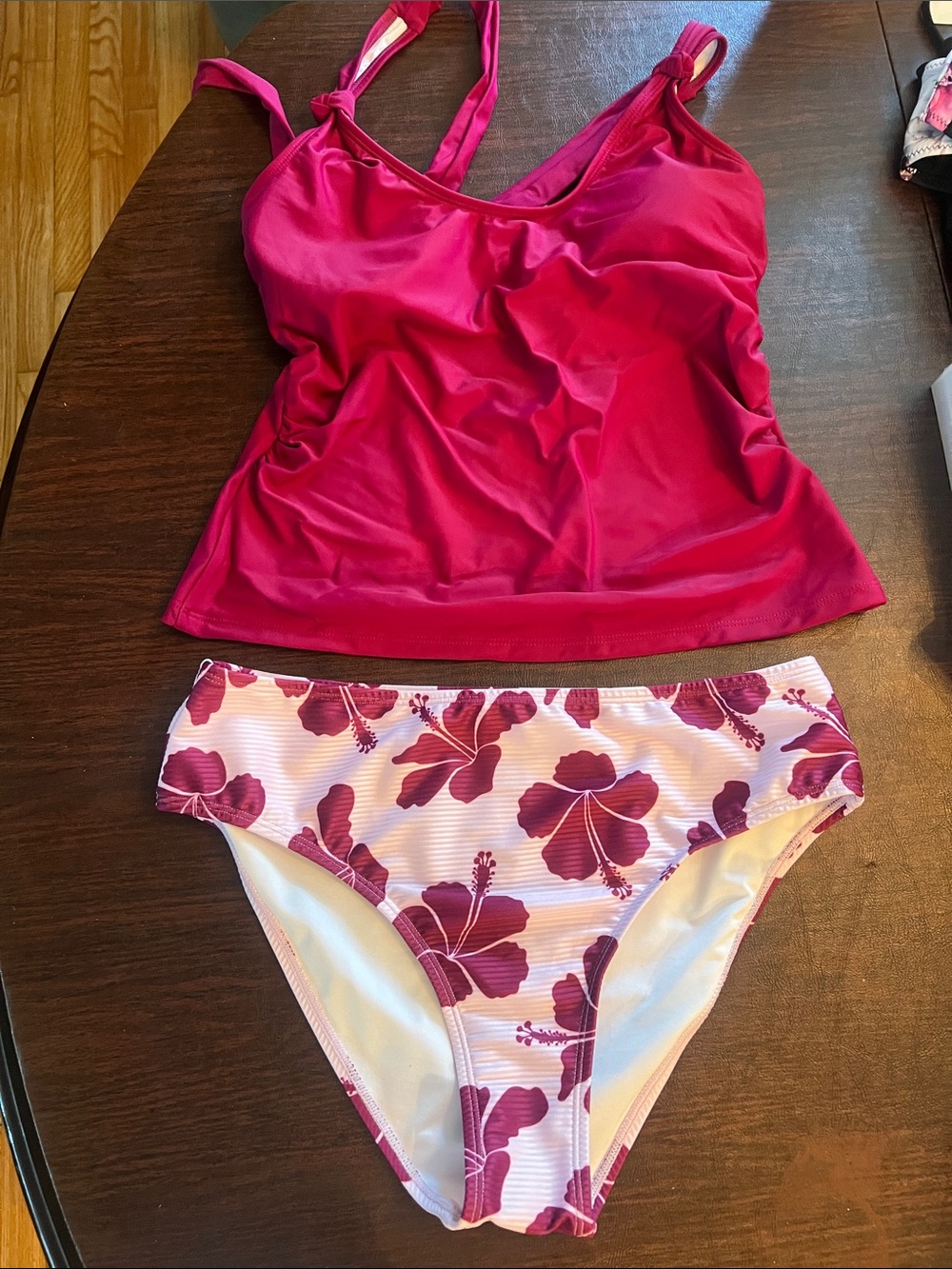 Cupshe Pink Floral Tankini Top & Bikini Bottom Set